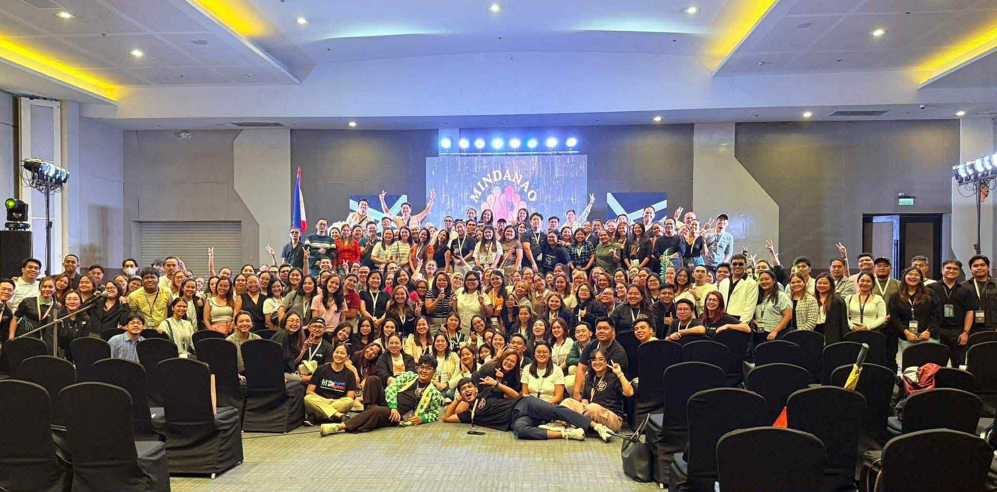 Attending the Mindanao Freelancing Summit 2025: Networking with Top VA Coaches & Business Leaders